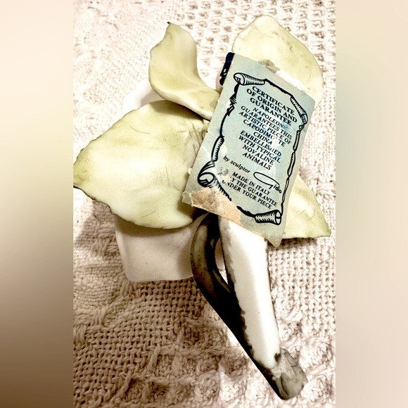 Vtg Napoleon Capodimonte Hand-Painted Porcelain Ivory Rose Sculpture - 1980's - Picture 8 of 10